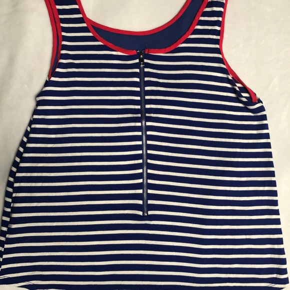 Women's Top - Picture 2 of 2